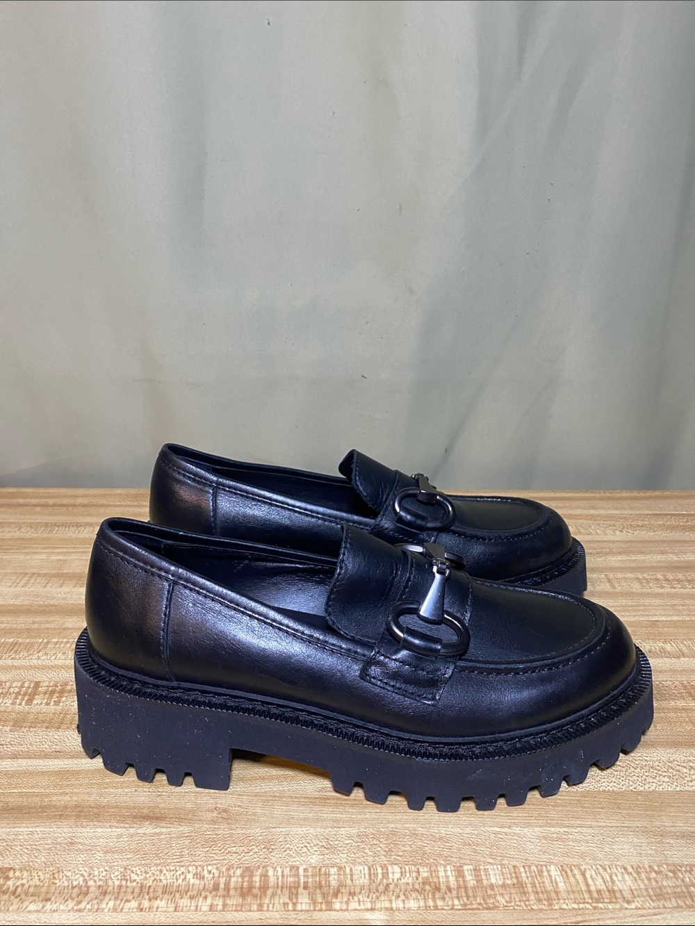 Minelli Paris Made in Italy  Helizine Black Calf Leather Loafers Wmns  41/ US 10